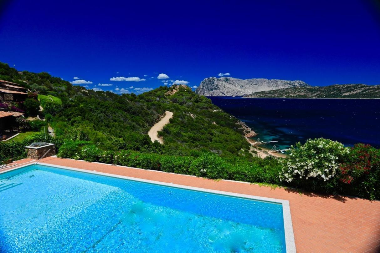 Villaggio Est A Capo Coda Cavallo San Teodoro San Teodoro  Bagian luar foto